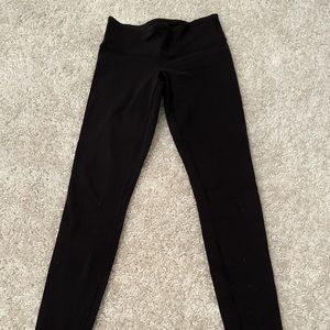 Black lululemon leggings